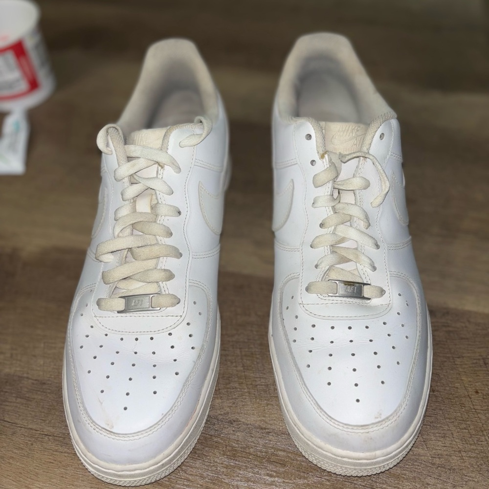 Men's White Leather Sneakers
